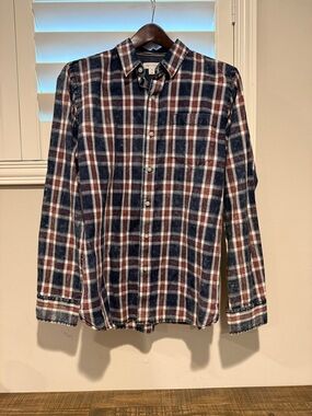 Sun + Stone Men's Plaid Button-Down Shirt in Navy, Burgundy & White
